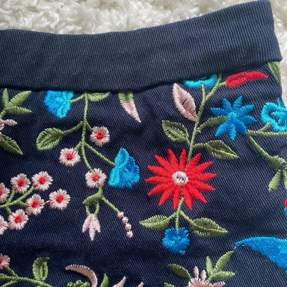 Medium embroidered shorts birds floral zipper - Picture 13 of 14